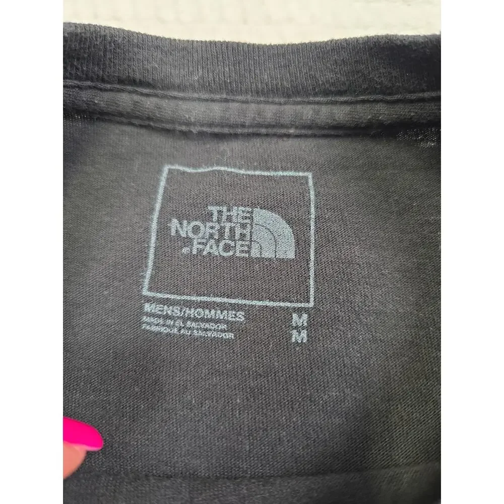 The North Face Shirt Mens Medium Black Short Sleeve Graphic Tshirt